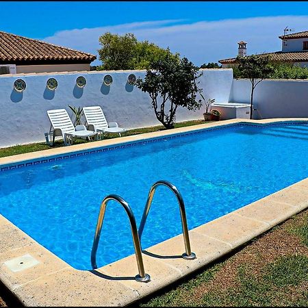 Bungalow Ramos III, con piscina compartida Conil De La Frontera Exterior foto